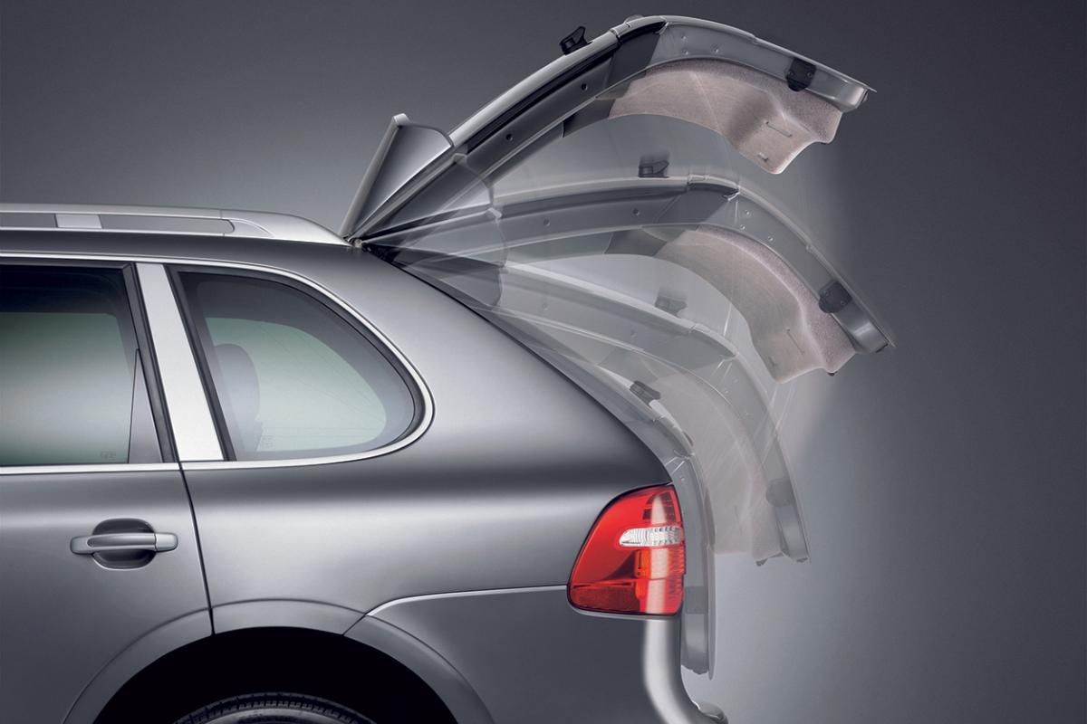 photo of Fixing the falling hatch on your 2004-2010 Porsche Cayenne image